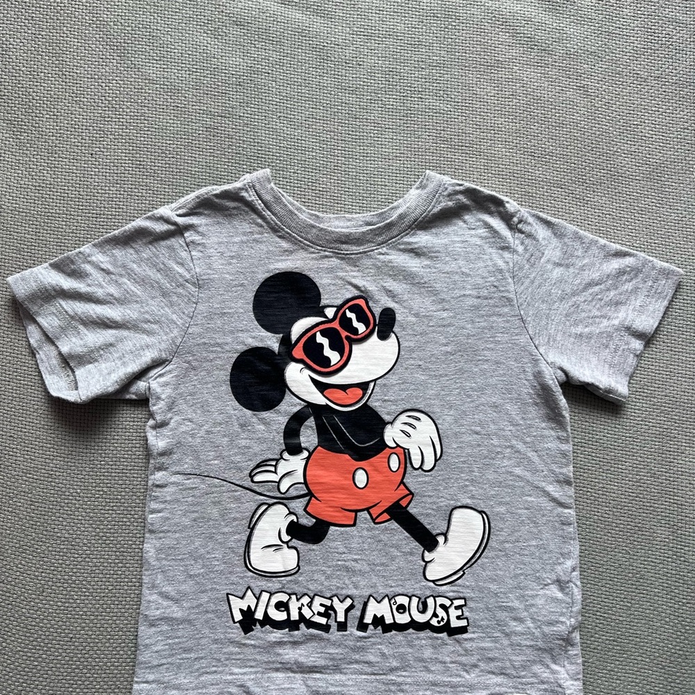 Disney Mickey Mouse printed short sleeve shirt size 4T